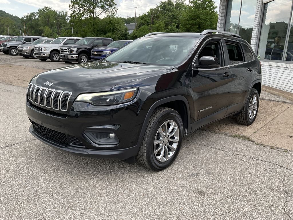 Photo 5 of this JEEP CHEROKEE