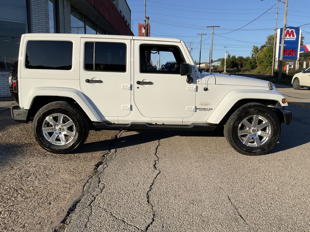 Photo 2 of this JEEP WRANGLER UNLIMI