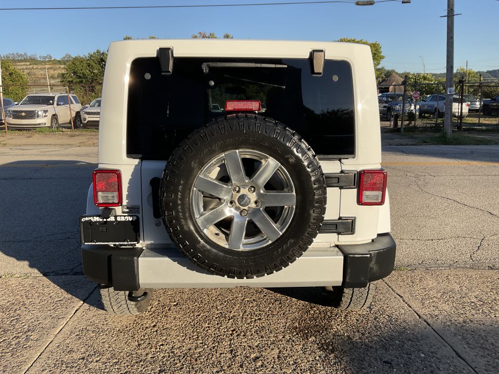 Photo 8 of this JEEP WRANGLER UNLIMI
