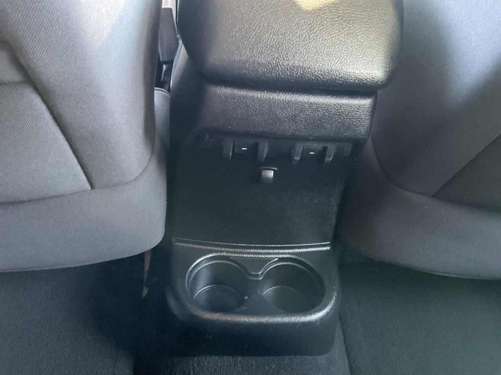 Photo 28 of this JEEP WRANGLER UNLIMI