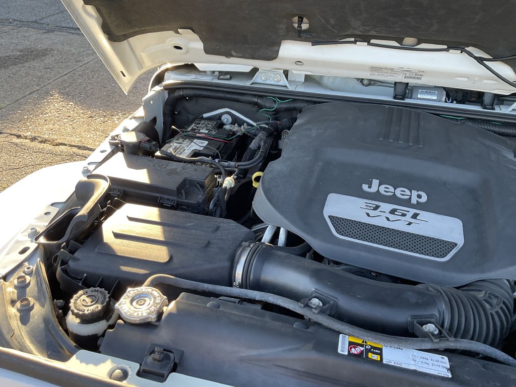 Photo 35 of this JEEP WRANGLER UNLIMI