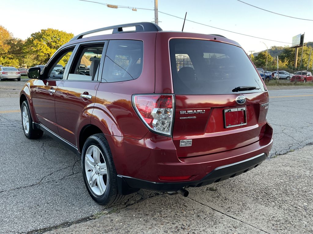 Photo 7 of this SUBARU FORESTER