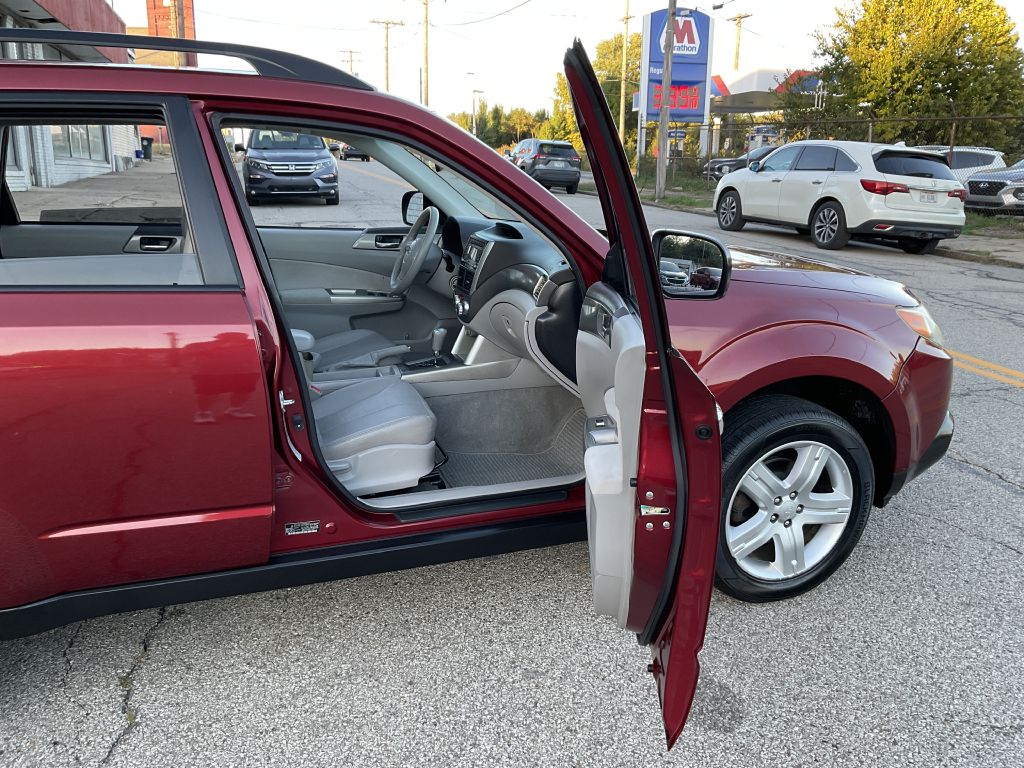 Photo 16 of this SUBARU FORESTER