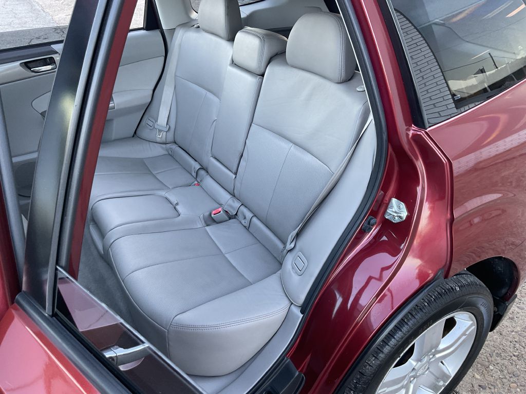 Photo 21 of this SUBARU FORESTER
