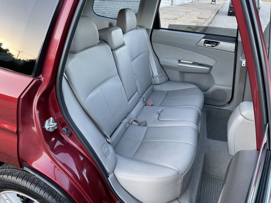 Photo 24 of this SUBARU FORESTER