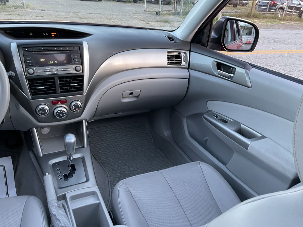 Photo 29 of this SUBARU FORESTER