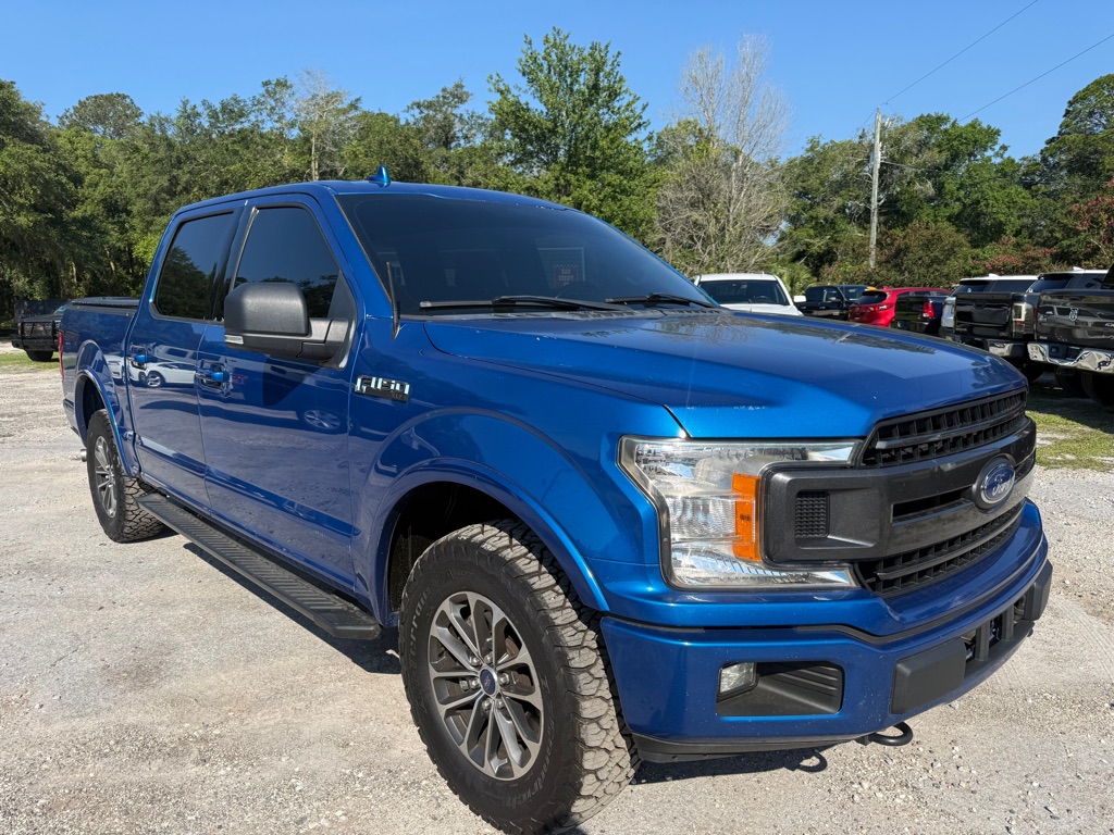 Photo 3 of this FORD F150
