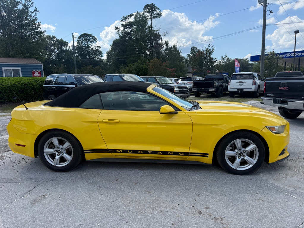 Photo 4 of this FORD MUSTANG