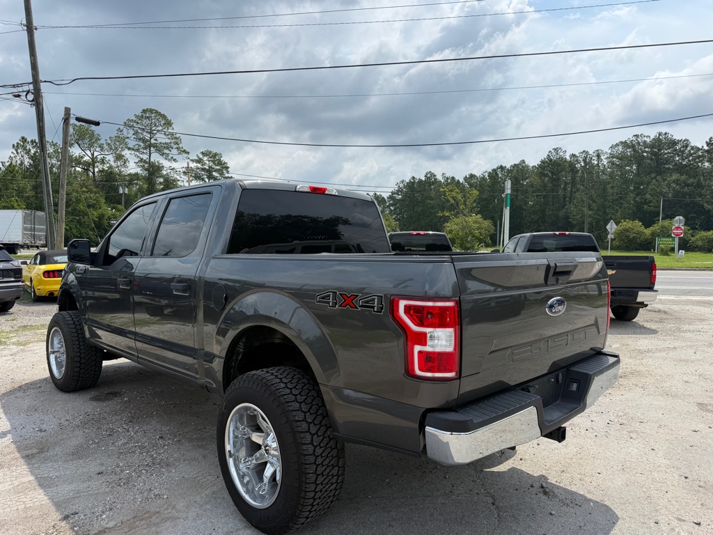 Photo 7 of this FORD F150
