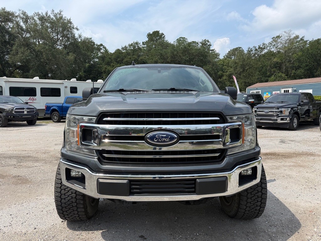 Photo 2 of this FORD F150