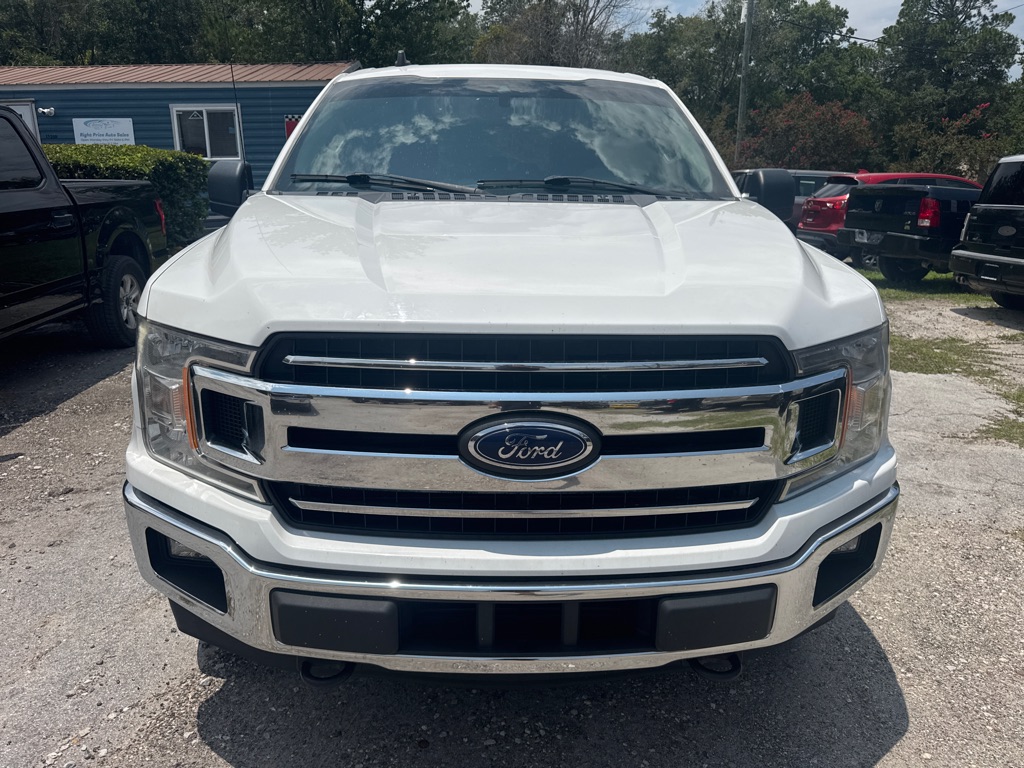 Photo 2 of this FORD F150