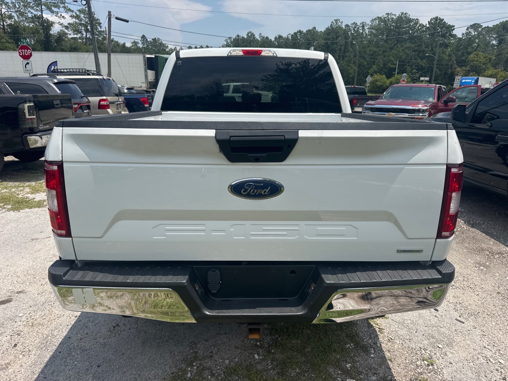 Photo 5 of this FORD F150