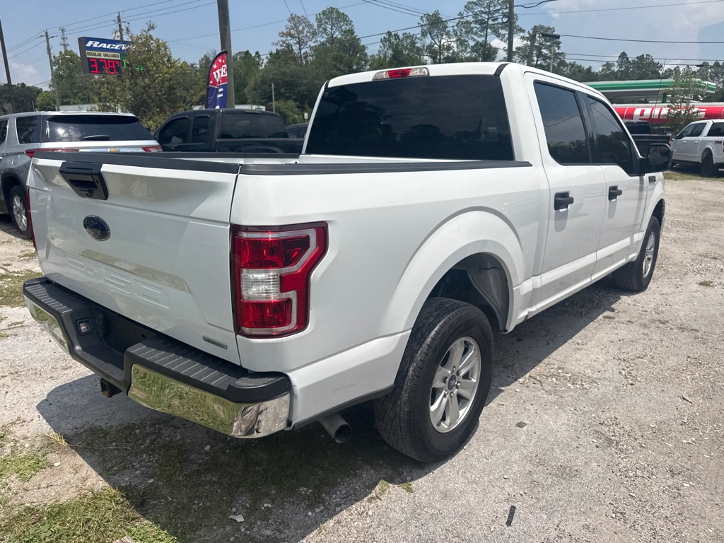 Photo 4 of this FORD F150