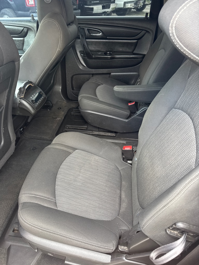 Photo 8 of this CHEVROLET TRAVERSE