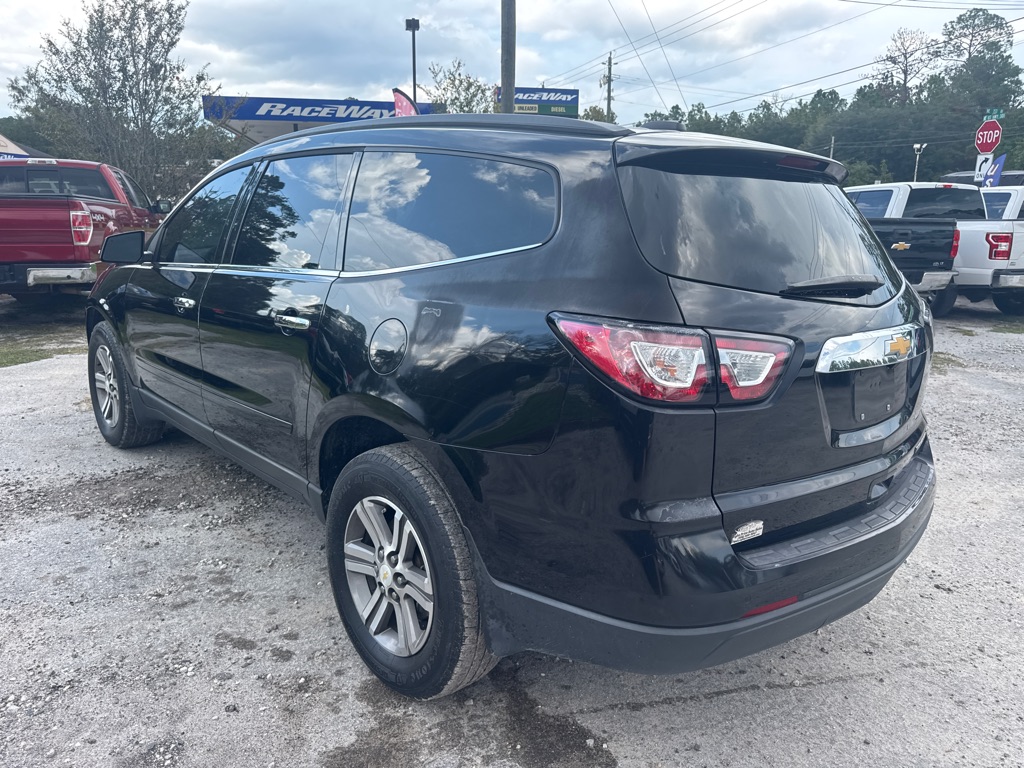 Photo 6 of this CHEVROLET TRAVERSE