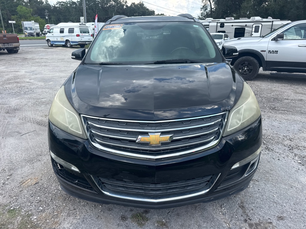 Photo 2 of this CHEVROLET TRAVERSE
