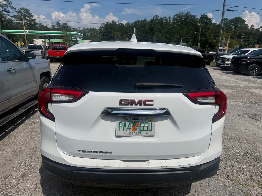 Photo 6 of this GMC TERRAIN