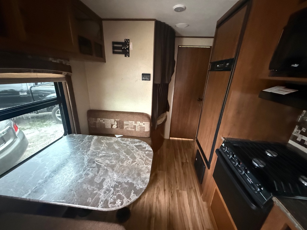 Photo 9 of this JAYCO JAY FLIGHT