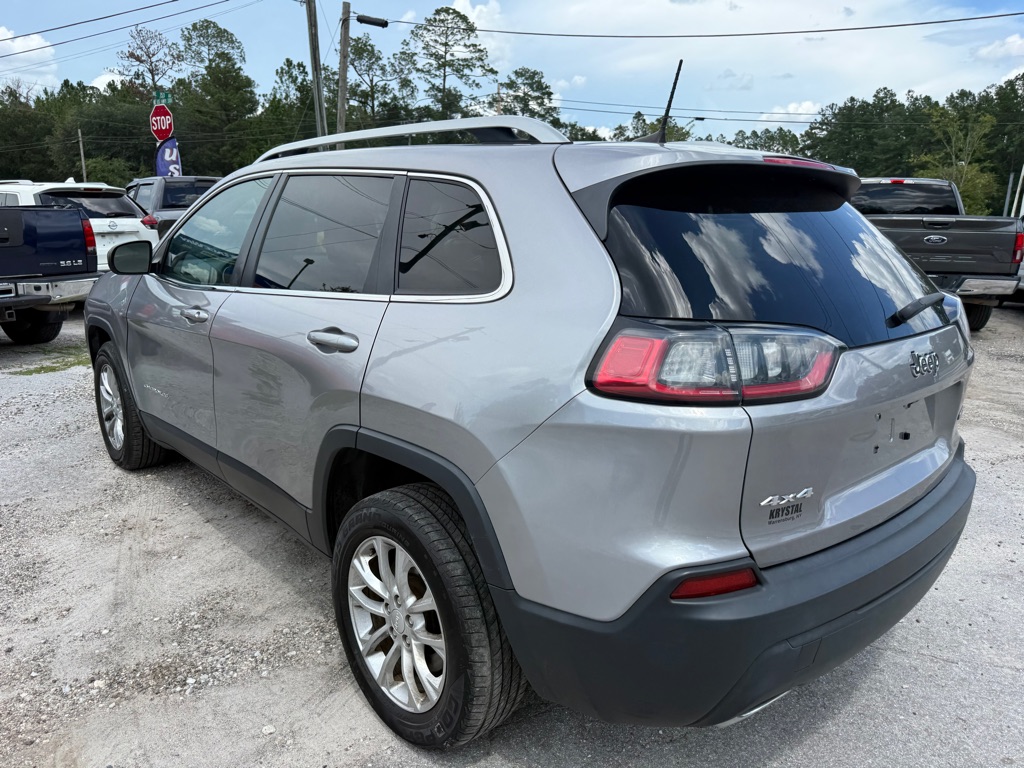 Photo 7 of this JEEP CHEROKEE