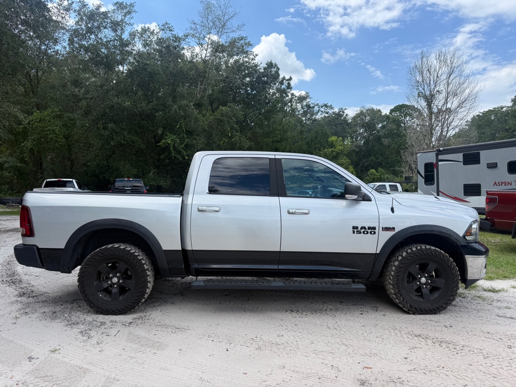 Photo 4 of this RAM 1500