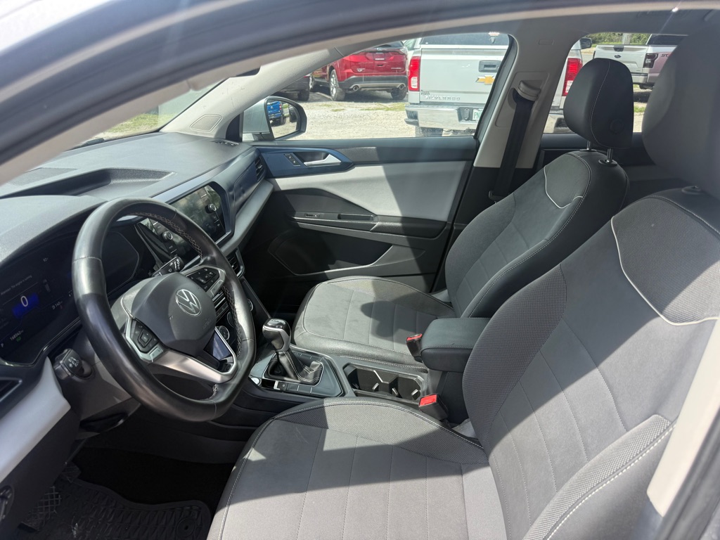 Photo 9 of this VOLKSWAGEN TAOS