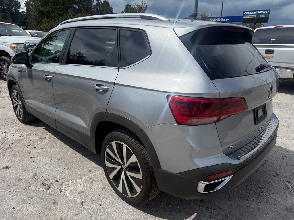 Photo 7 of this VOLKSWAGEN TAOS