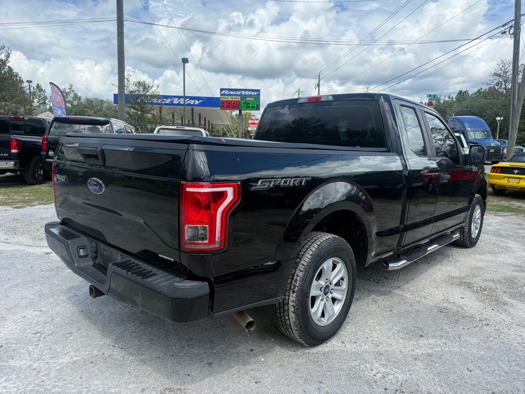 Photo 5 of this FORD F150