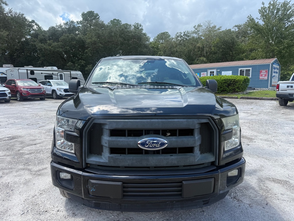 Photo 2 of this FORD F150