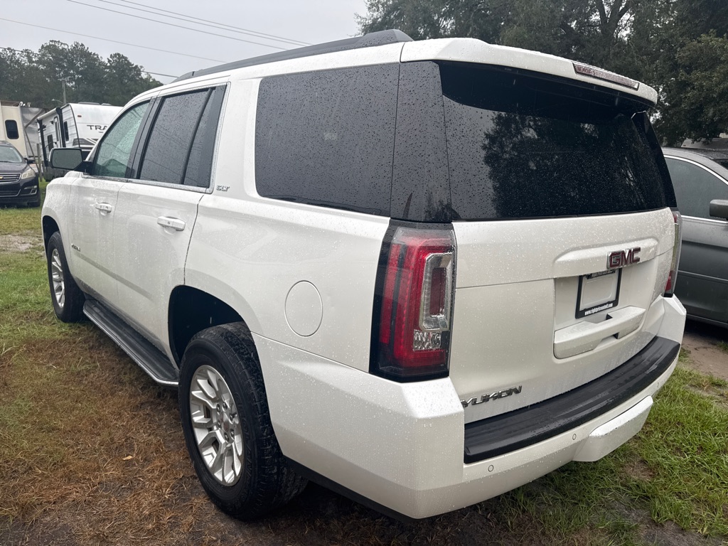 Photo 6 of this GMC YUKON