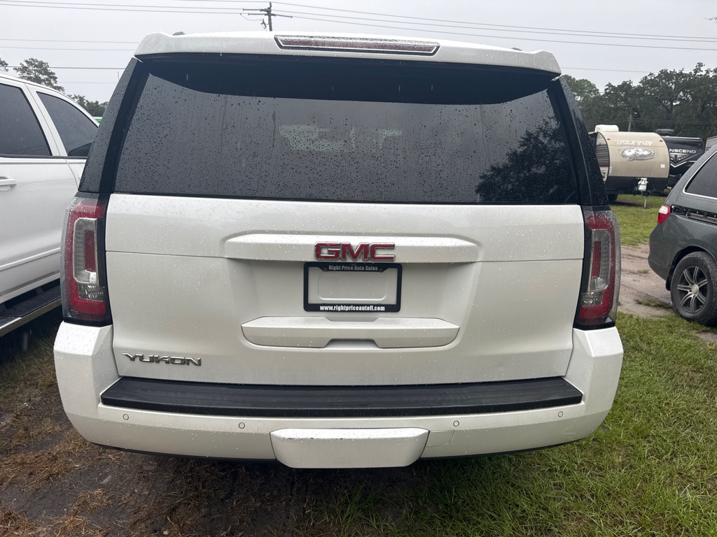 Photo 5 of this GMC YUKON