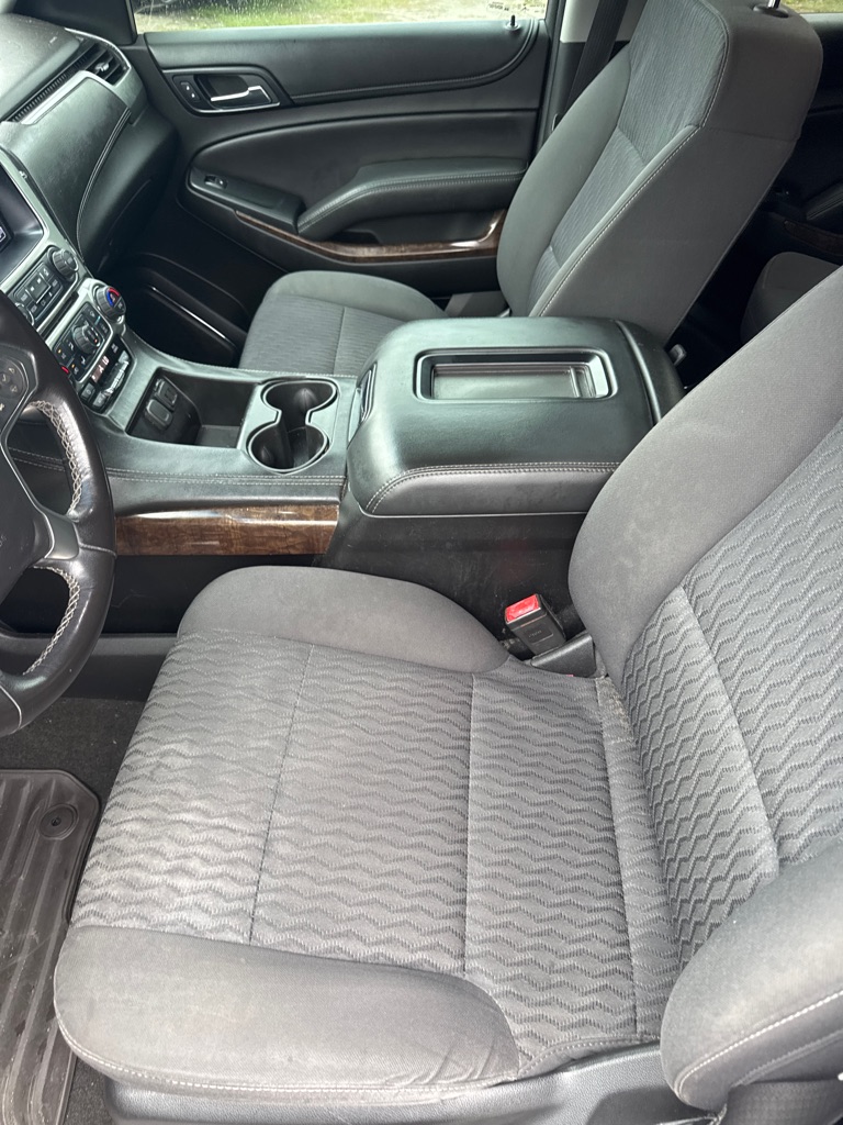 Photo 7 of this CHEVROLET TAHOE
