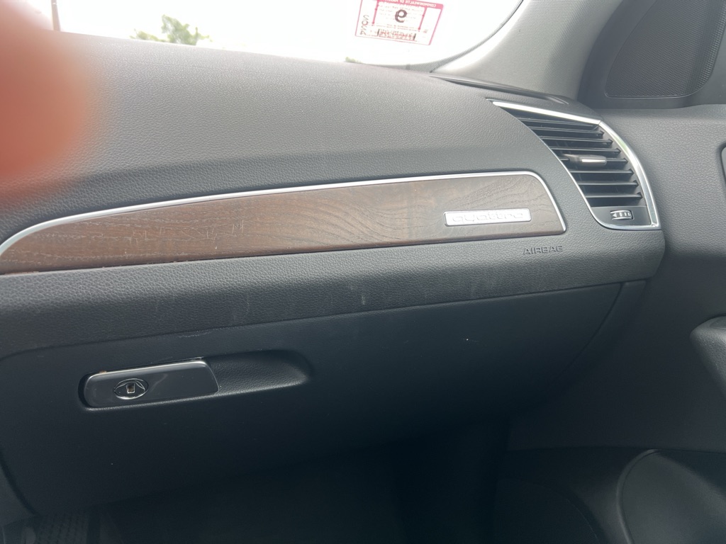 Photo 32 of this NISSAN ALTIMA