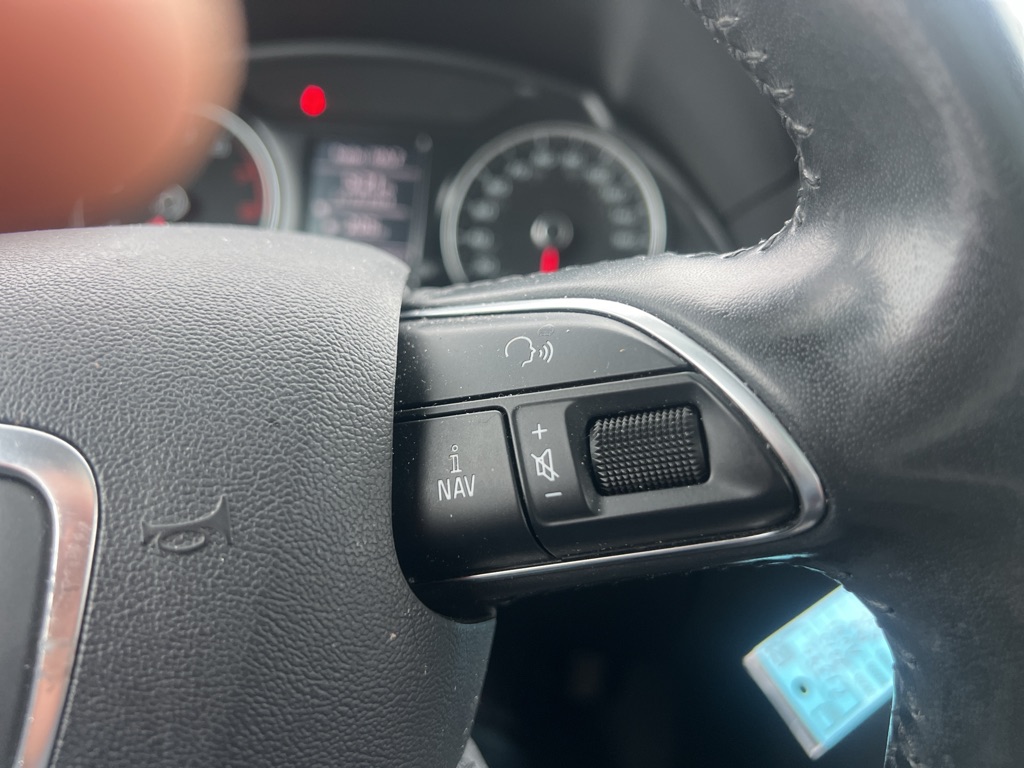 Photo 29 of this NISSAN ALTIMA