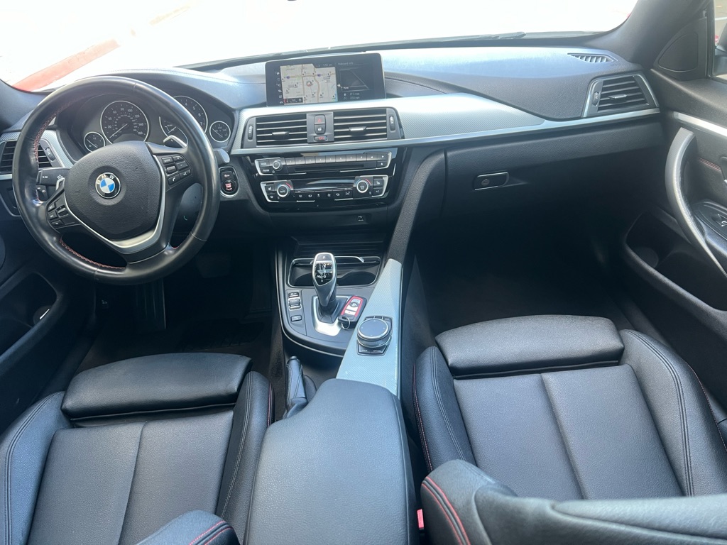 Photo 15 of this BMW 430I
