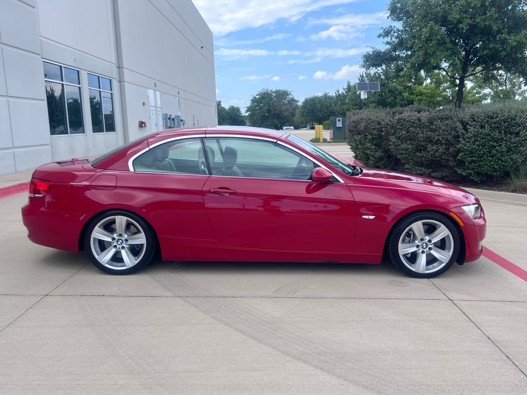 Photo 4 of this BMW 335