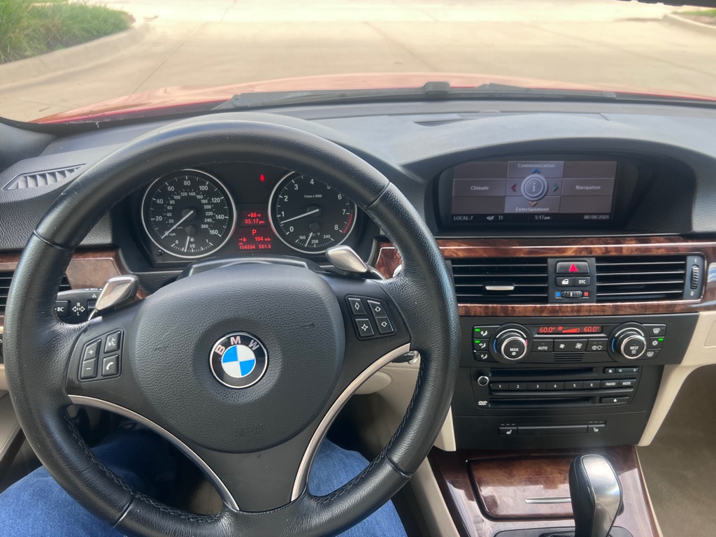 Photo 16 of this BMW 335