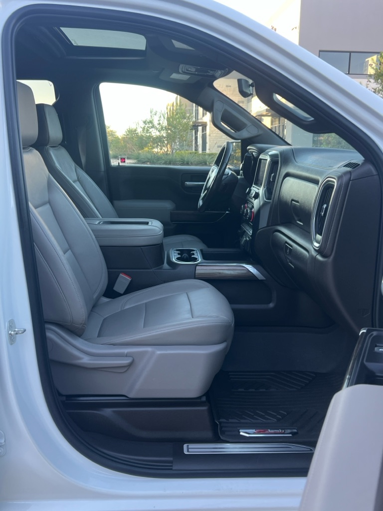 Photo 12 of this CHEVROLET SILVERADO 1500