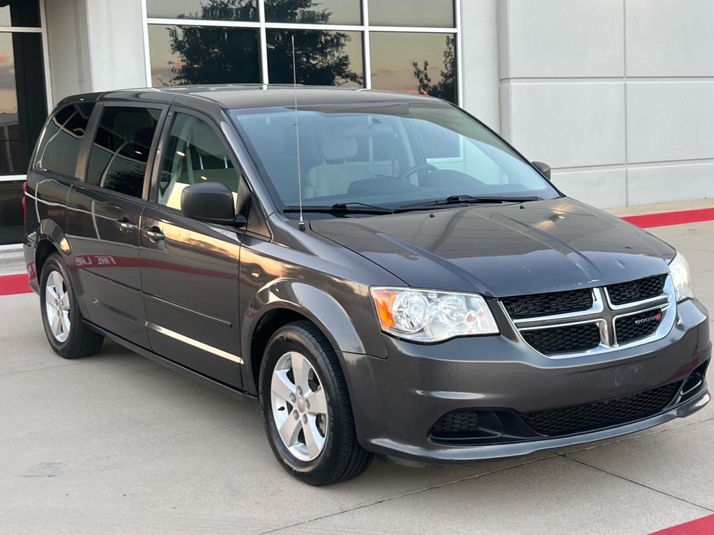 Photo 3 of this DODGE GRAND CARAVAN