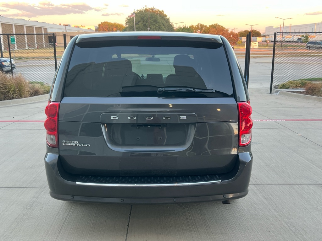 Photo 5 of this DODGE GRAND CARAVAN