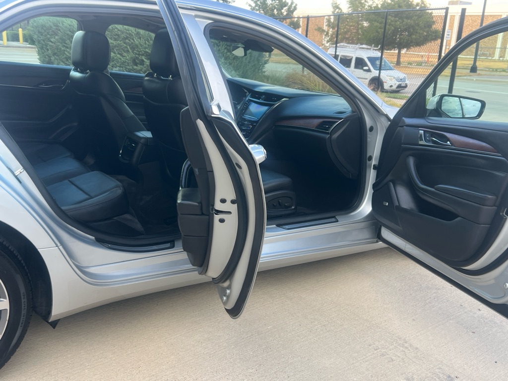 Photo 14 of this CADILLAC CTS