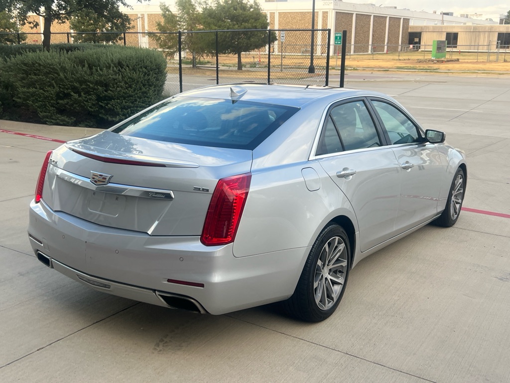 Photo 4 of this CADILLAC CTS