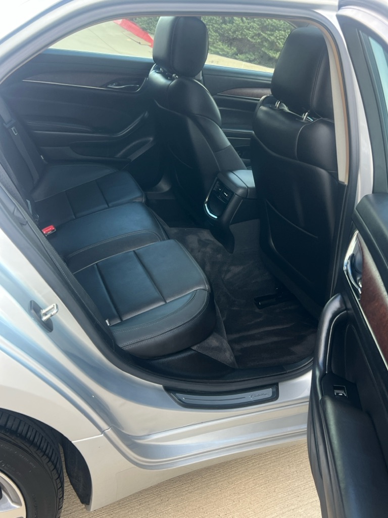 Photo 13 of this CADILLAC CTS