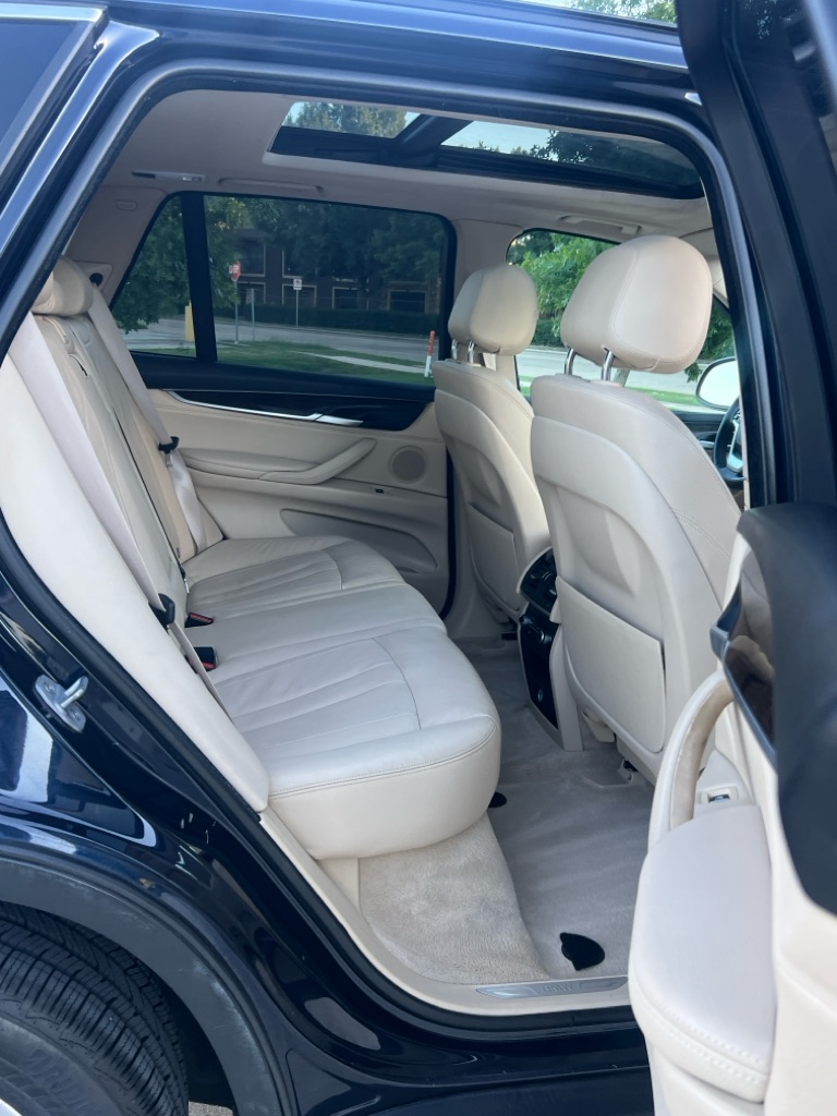 Photo 13 of this BMW X5