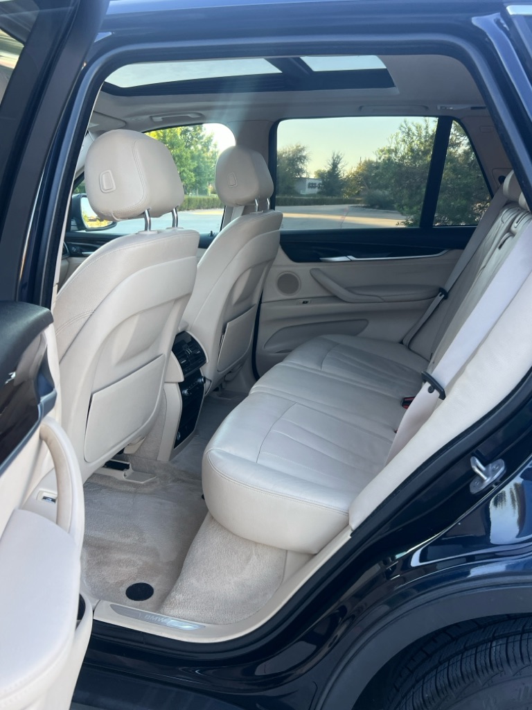 Photo 10 of this BMW X5