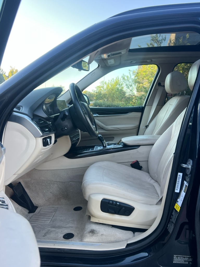 Photo 9 of this BMW X5