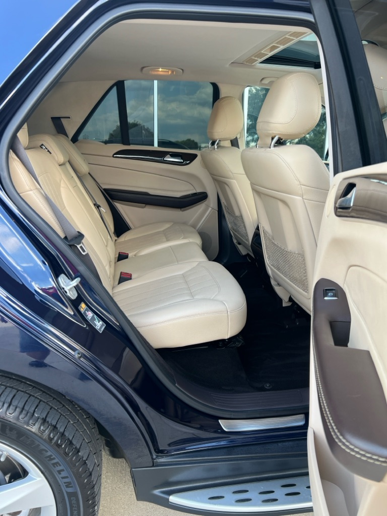 Photo 13 of this MERCEDES-BENZ GLE