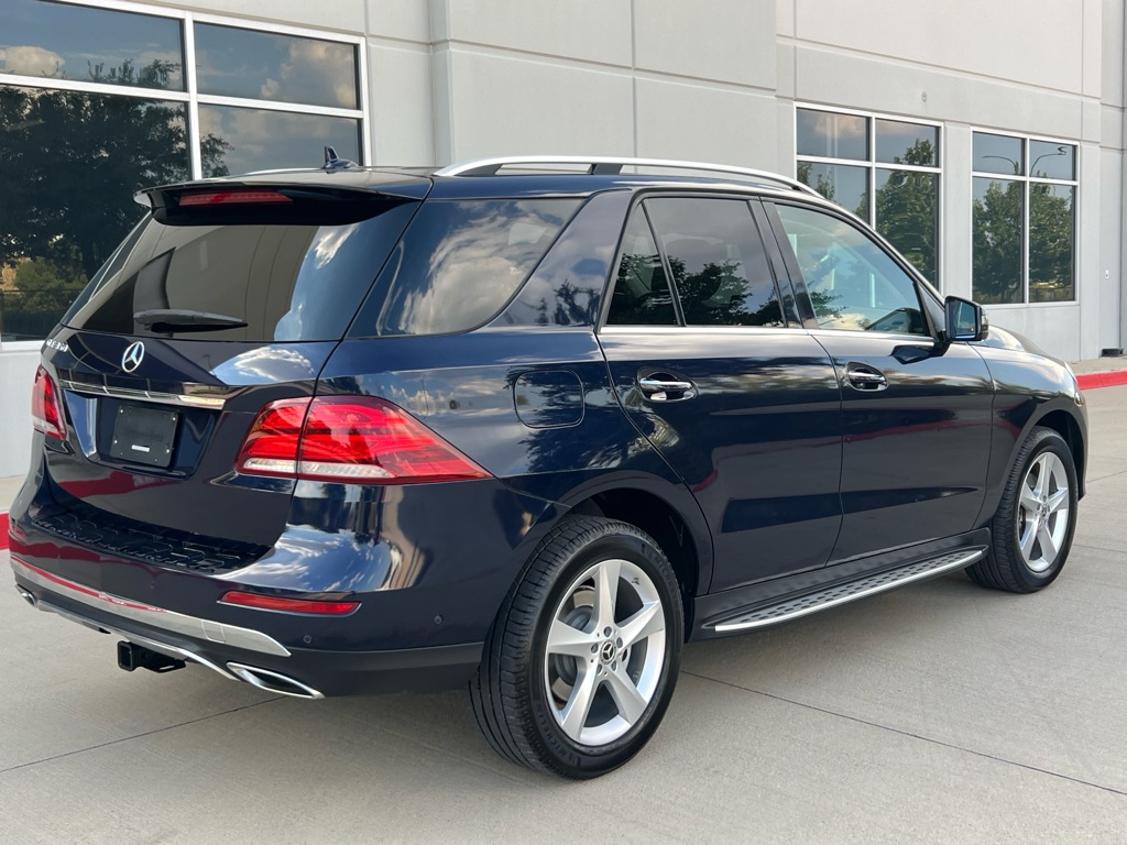 Photo 6 of this MERCEDES-BENZ GLE