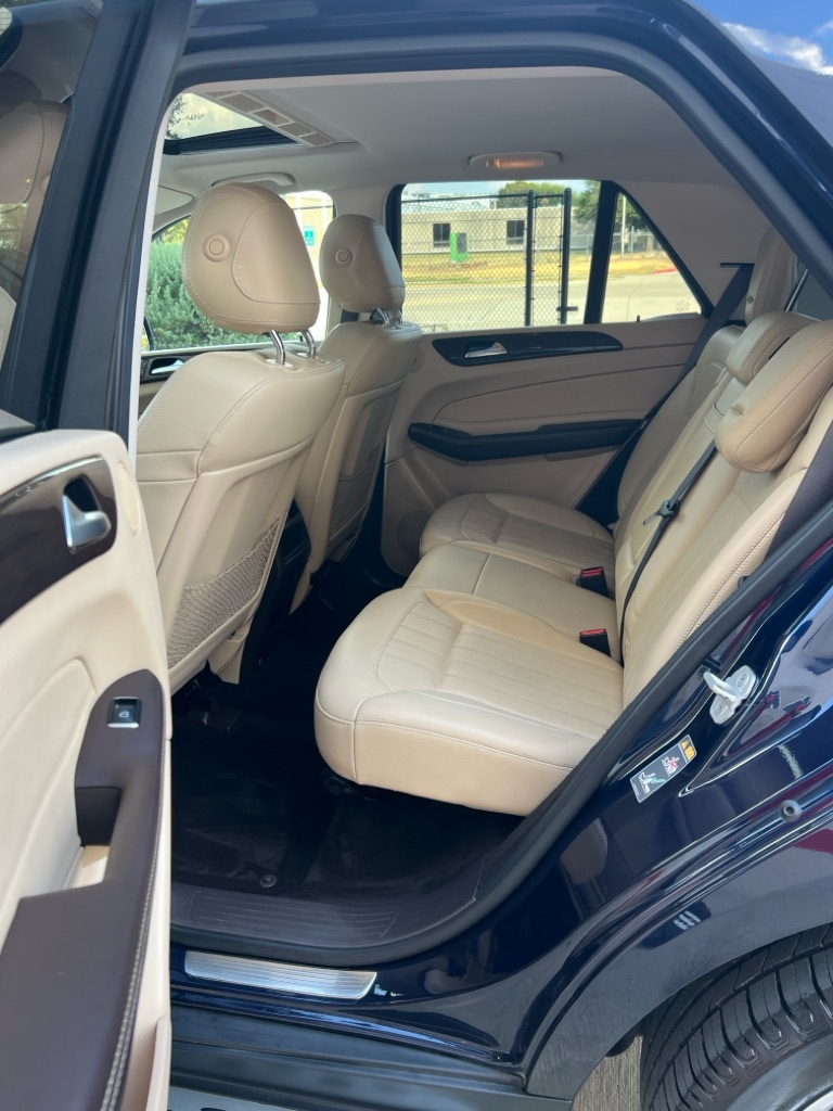 Photo 10 of this MERCEDES-BENZ GLE