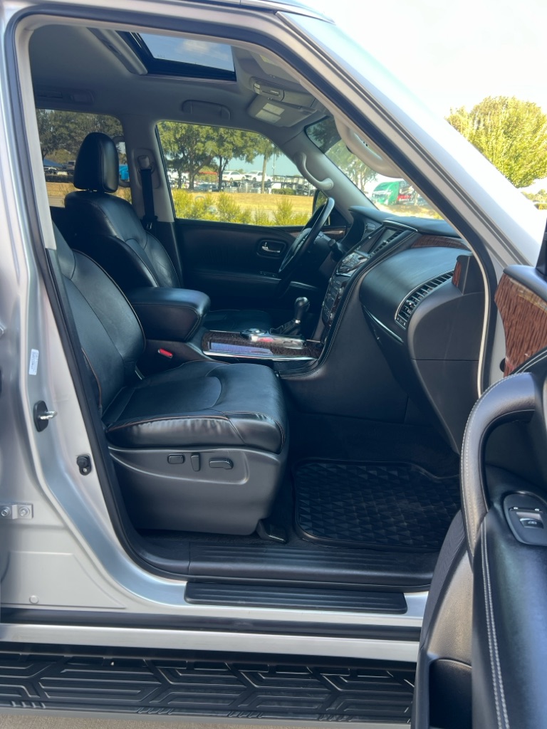 Photo 12 of this NISSAN ARMADA