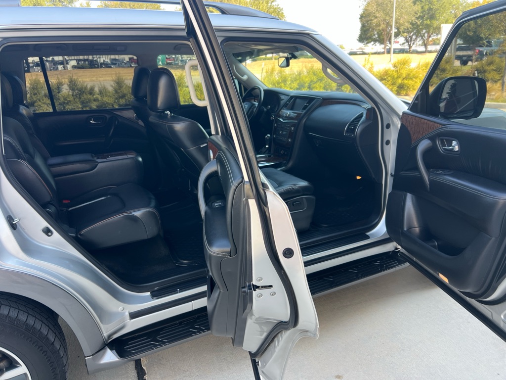 Photo 14 of this NISSAN ARMADA